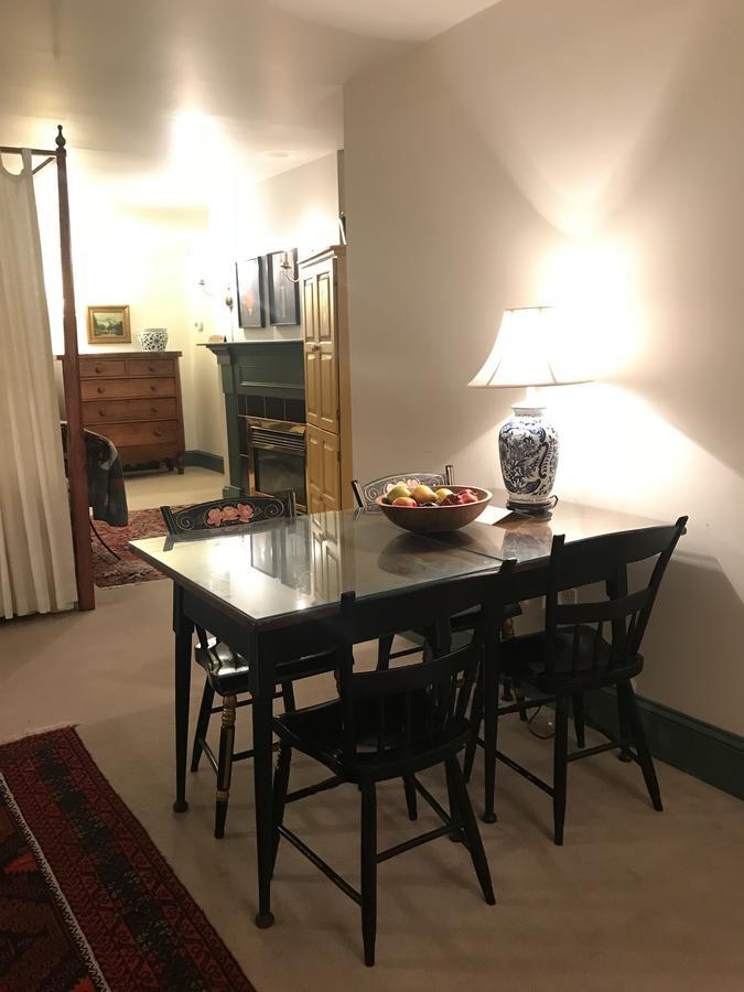 1896 House Country Inn - Barnside Inn Williamstown Extérieur photo