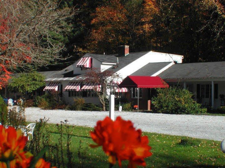 1896 House Country Inn - Barnside Inn Williamstown Extérieur photo